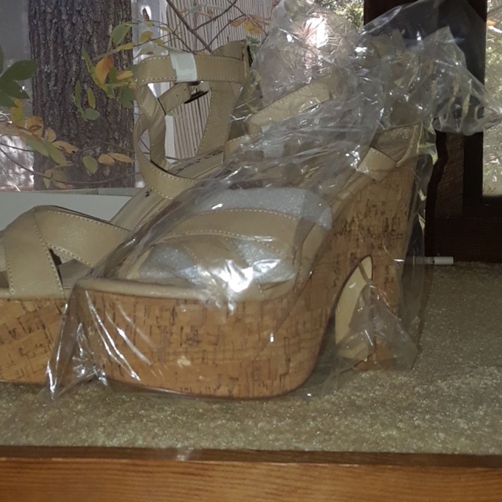 Plateform Heels - image 4